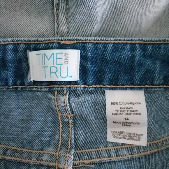 Time Tru Women's Blue TT HR Fray Hem Light Wash Cut Off High Rise Shorts Size 14 - Picture 6 of 8